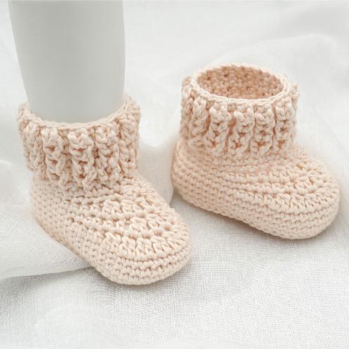 Baby Boots | baby, baby shoes, mocca shoes, knit, crochet, woolen yarn, pale pink, ivory, mustard, blue, navy, cinnamon, brown, deep aqua, khaki