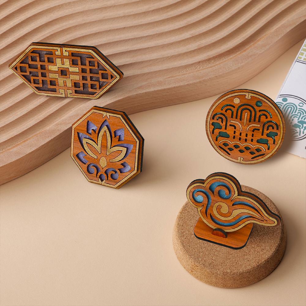 Korean Traditional Patterned Wooden Diffuser Holder / Clouds