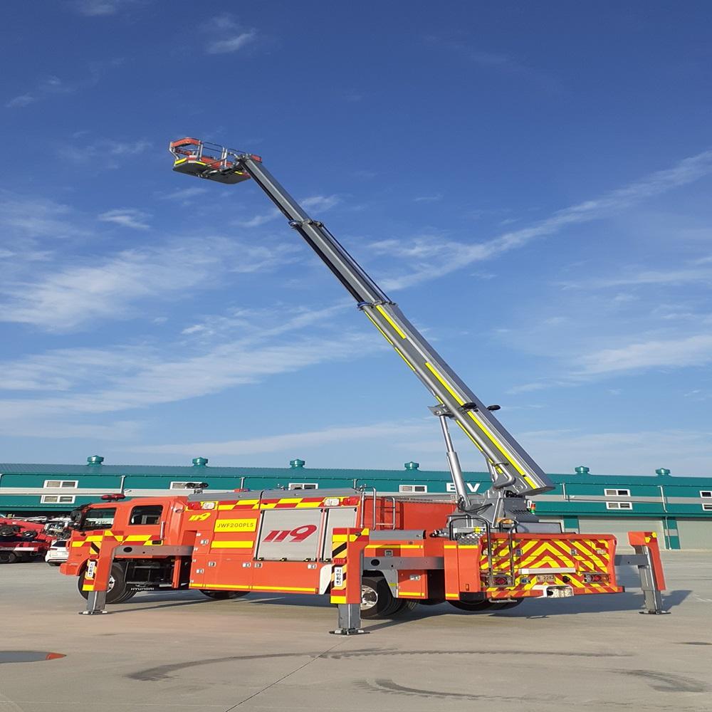 Jinwoo SMC Compact boom fire-fighting vehicle(5ton)